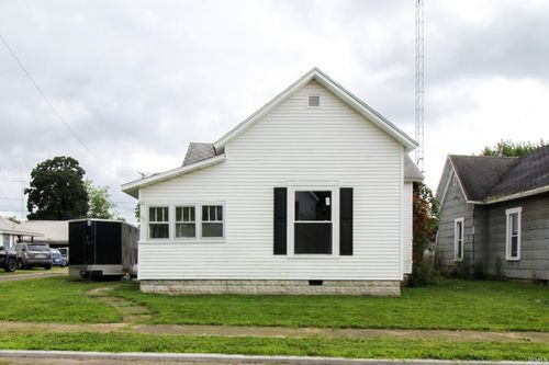 233 E Commerce St, Dunkirk, IN, 47336-1345 | Card Image