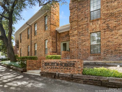 apt-111-201 Ellwood St, San Antonio, TX, 78209-5353 | Card Image