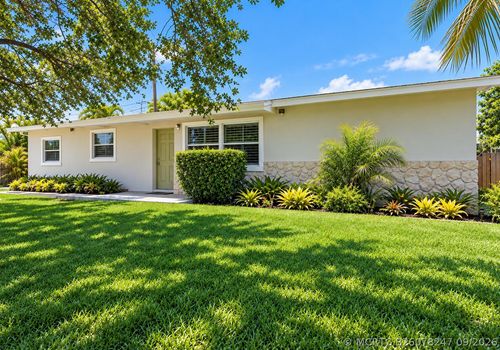 1963 Highland Dr, North Palm Beach, FL, 33408-2822 | Card Image