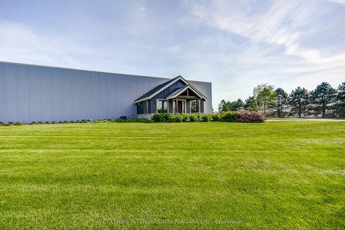 3120 Marina Blvd, Vineland Station, ON, L0R2E0 | Card Image