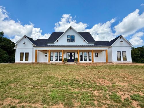 695 Rocky Ford Rd, Pontotoc, MS, 38863-8693 | Card Image