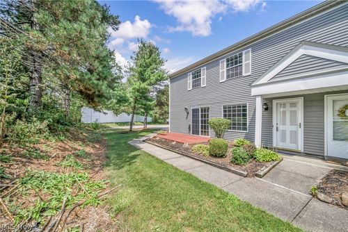 85 Firebush Ln, Northfield, OH, 44067-2879 | Card Image
