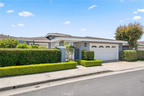 42-3541 Lilac, Irvine, CA, 92618-6909 | Card Image