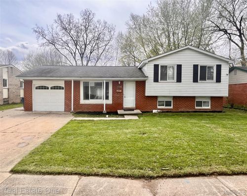 8650 Cedar Ct, Superior Twp, MI, 48198-3206 | Card Image