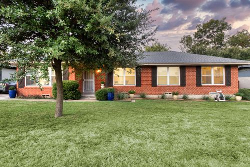 314 Easton Rd, Dallas, TX, 75218-1009 | Card Image