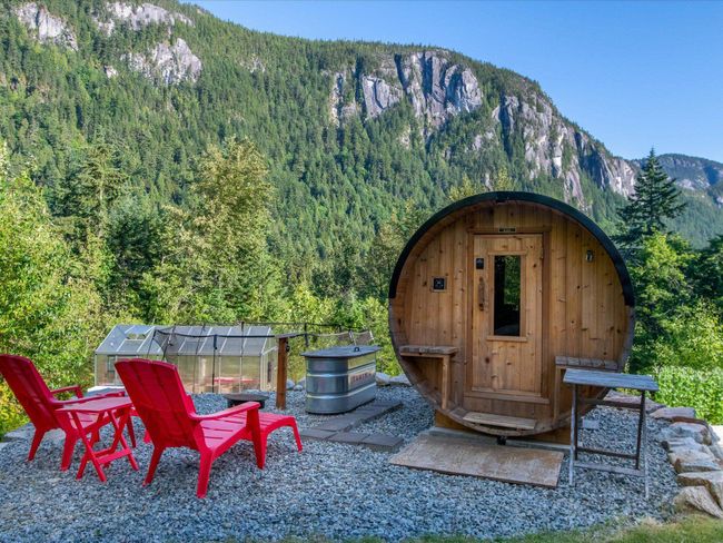 2258 Windsail Pl, House other with 5 bedrooms, 5 bathrooms and 7 parking in Squamish BC | Image 28