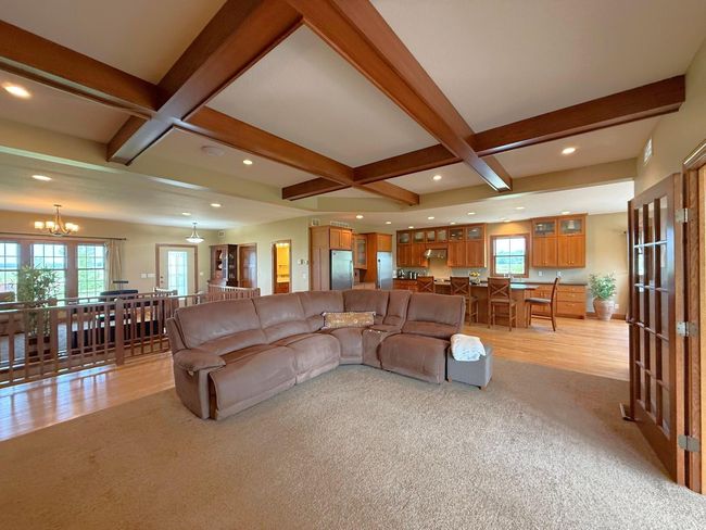 Living Room | Image 28