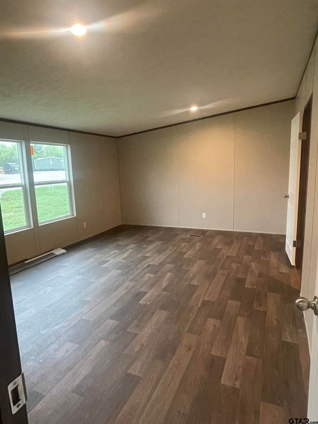 5208 County Road 381, House other with 3 bedrooms, 2 bathrooms and null parking in Tyler TX | Image 12