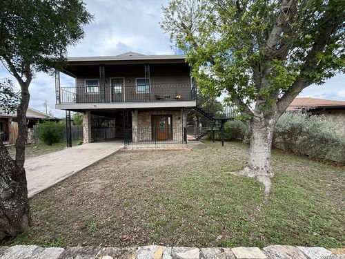 75 Wainwright, Brackettville, TX, 78832 | Card Image
