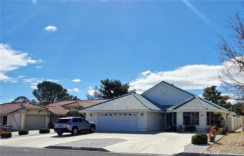 14767 Greenbriar Dr, Helendale, CA, 92342-7782 | Card Image