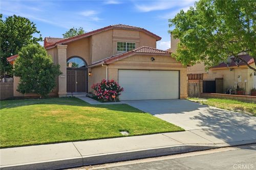 43920 Comstock, Lancaster, CA, 93535 | Card Image