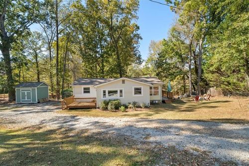 9260 Waldrip Rd, Gainesville, GA, 30506-5702 | Card Image