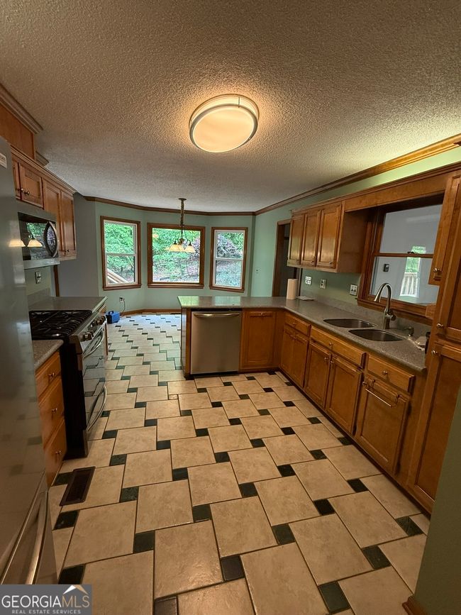 8885 Knoll Dr, House other with 4 bedrooms, 3 bathrooms and null parking in Gainesville GA | Image 17