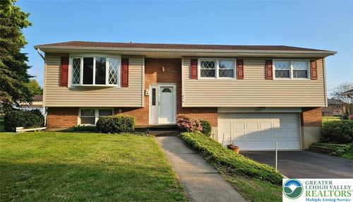 524 E Tioga St, ALLENTOWN, PA, 18103-8213 | Card Image