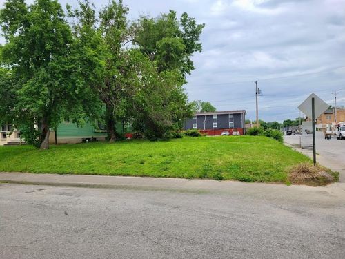 402 E 32nd Street, Marion, IN, 46953 | Card Image