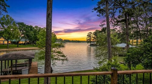 243 Jennings Ln, Livingston, TX, 77351-0983 | Card Image