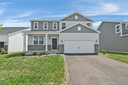 1303 Theodore Dr, Lockbourne, OH, 43137-3602 | Card Image
