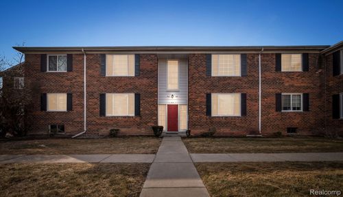 206-25331 Shiawassee Cir, Southfield, MI, 48033-3817 | Card Image