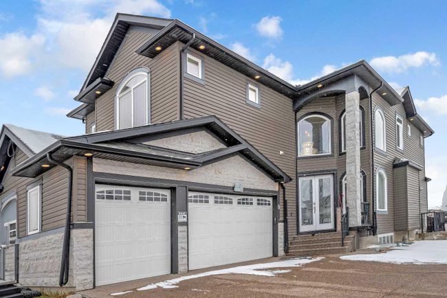 5 Saddlelake Alley Ne, Home with 8 bedrooms, 5 bathrooms and 6 parking in Calgary AB | Image 2