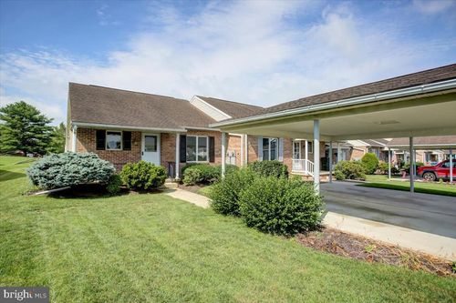 1162 Westgate Dr, CHAMBERSBURG, PA, 17201-2965 | Card Image