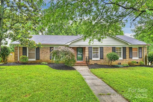 1961 Runnymede Ln, Charlotte, NC, 28211-2653 | Card Image