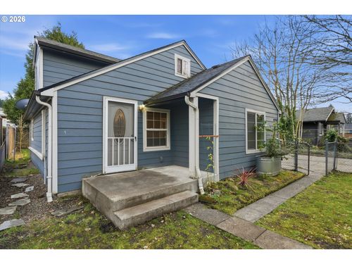 8730 Ne Wygant St, Portland, OR, 97220-4734 | Card Image