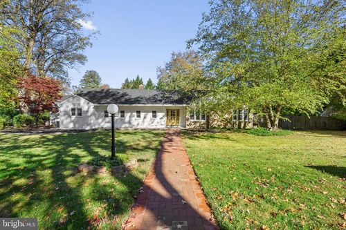 1016 Evergreen Rd, YARDLEY, PA, 19067-1018 | Card Image