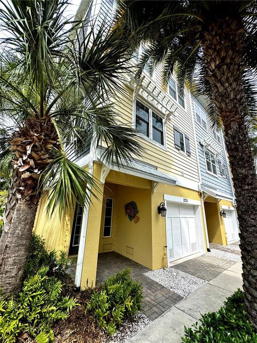 3231 Nautical Place S, St Petersburg, FL, 33714 | Card Image