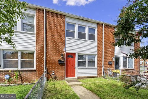 2002 Larkhall Rd, DUNDALK, MD, 21222-5605 | Card Image