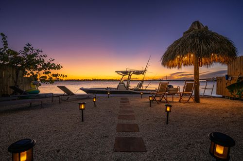 24 Beach Dr, Key West, FL, 33040-6102 | Card Image