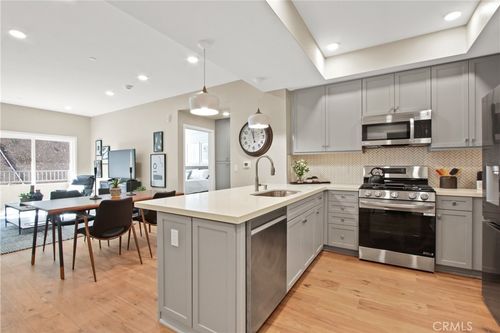 112-927 Deep Valley Dr, Rolling Hills Estates, CA, 90274-3808 | Card Image