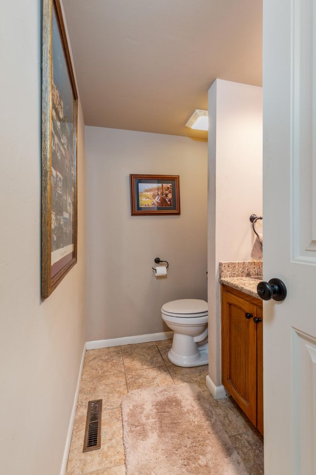 Powder Room | Image 19