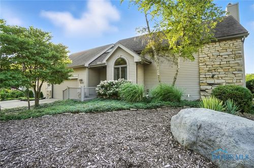 5685 N River Rd, Waterville, OH, 43566-9744 | Card Image