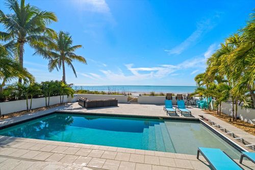 15564 Gulf Blvd, REDINGTON BEACH, FL, 33708-1728 | Card Image