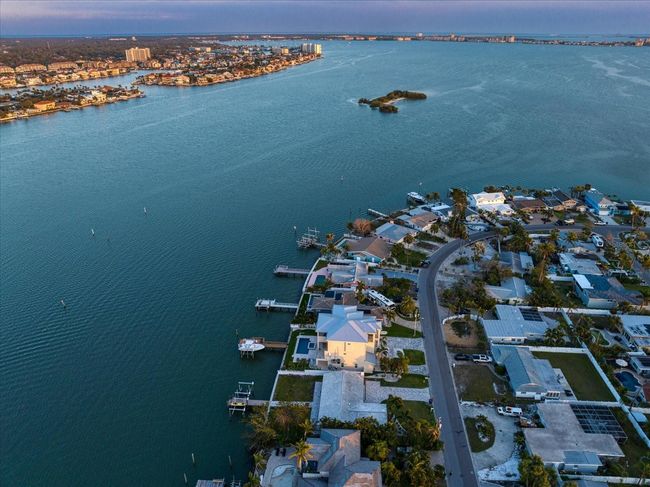 6976 S Shore Dr S, House other with 4 bedrooms, 4 bathrooms and null parking in SOUTH PASADENA FL | Image 80