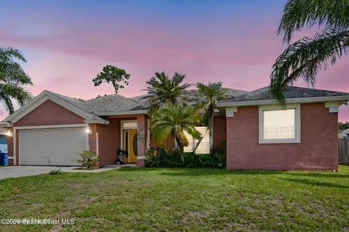 671 Americana Blvd, PALM BAY, FL, 32907-2802 | Card Image