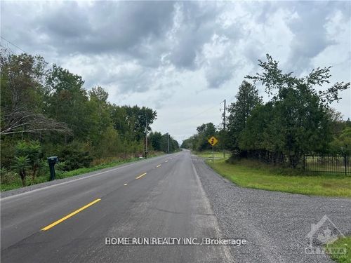 3088 Dunrobin Rd Greenland Road, Markham, ON, K0A1T0 | Card Image