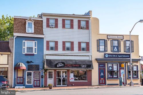 4 Mill St, Mount Holly, NJ, 08060-1804 | Card Image