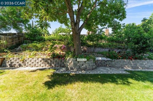 5008 Morgan Way, Antioch, CA, 94531-8412 | Card Image
