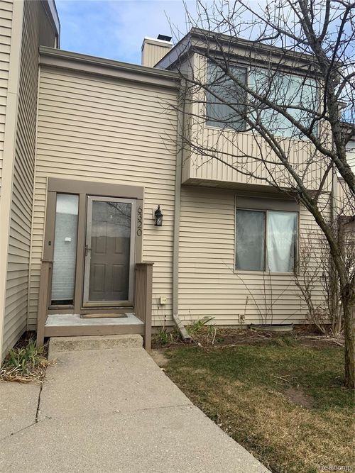 6320 Laurentian Ct, Flint, MI, 48532-2039 | Card Image
