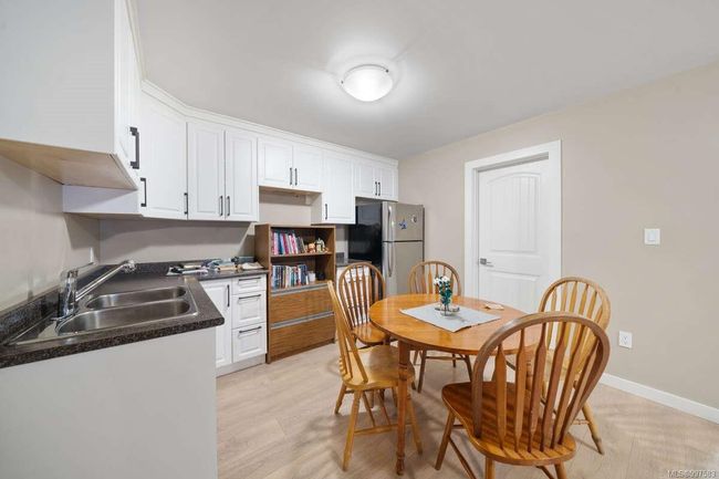 609 Amble Pl, House other with 4 bedrooms, 4 bathrooms and 3 parking in Langford BC | Image 29