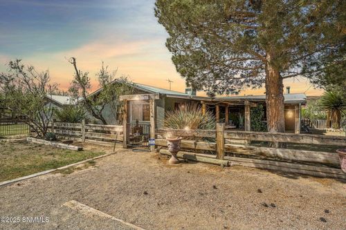 1911 Trails End Rd, Las Cruces, NM, 88007-6059 | Card Image
