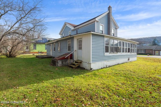 285 Main St, House other with 4 bedrooms, 2 bathrooms and 2 parking in Worcester NY | Image 29