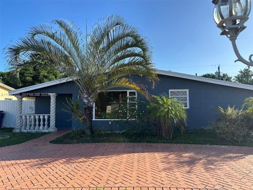 740 Nw 178th Ter, Miami Gardens, FL, 33169-4717 | Card Image