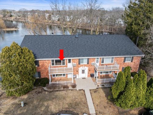 5-502 Laurel Lake Road, Thiensville, WI, 53092 | Card Image