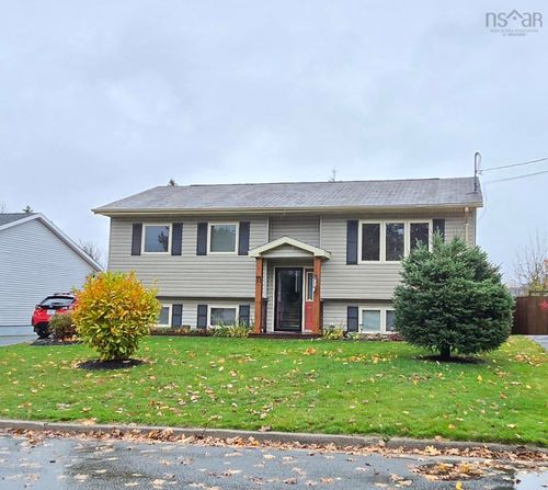 11 Centennial Dr, Antigonish, NS, B2G2V6 | Card Image