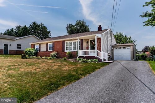 6 Slate Hill Rd, CAMP HILL, PA, 17011-7821 | Card Image