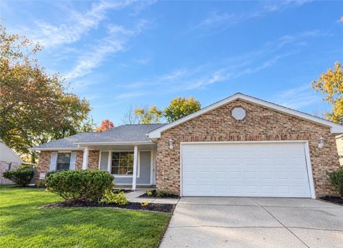 6644 Rolling Glen Dr, Dayton, OH, 45424-1393 | Card Image