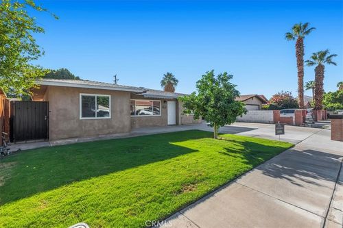 32768 Navajo Trl, Cathedral City, CA, 92234-4075 | Card Image