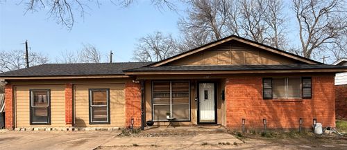 4809 Melinda Dr, Forest Hill, TX, 76119-7532 | Card Image